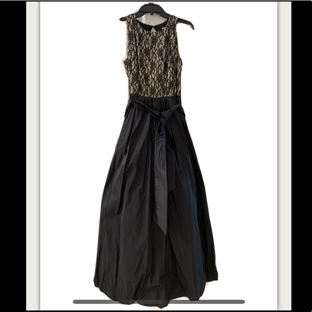 NEW ELIZA J gown size 6 black gold